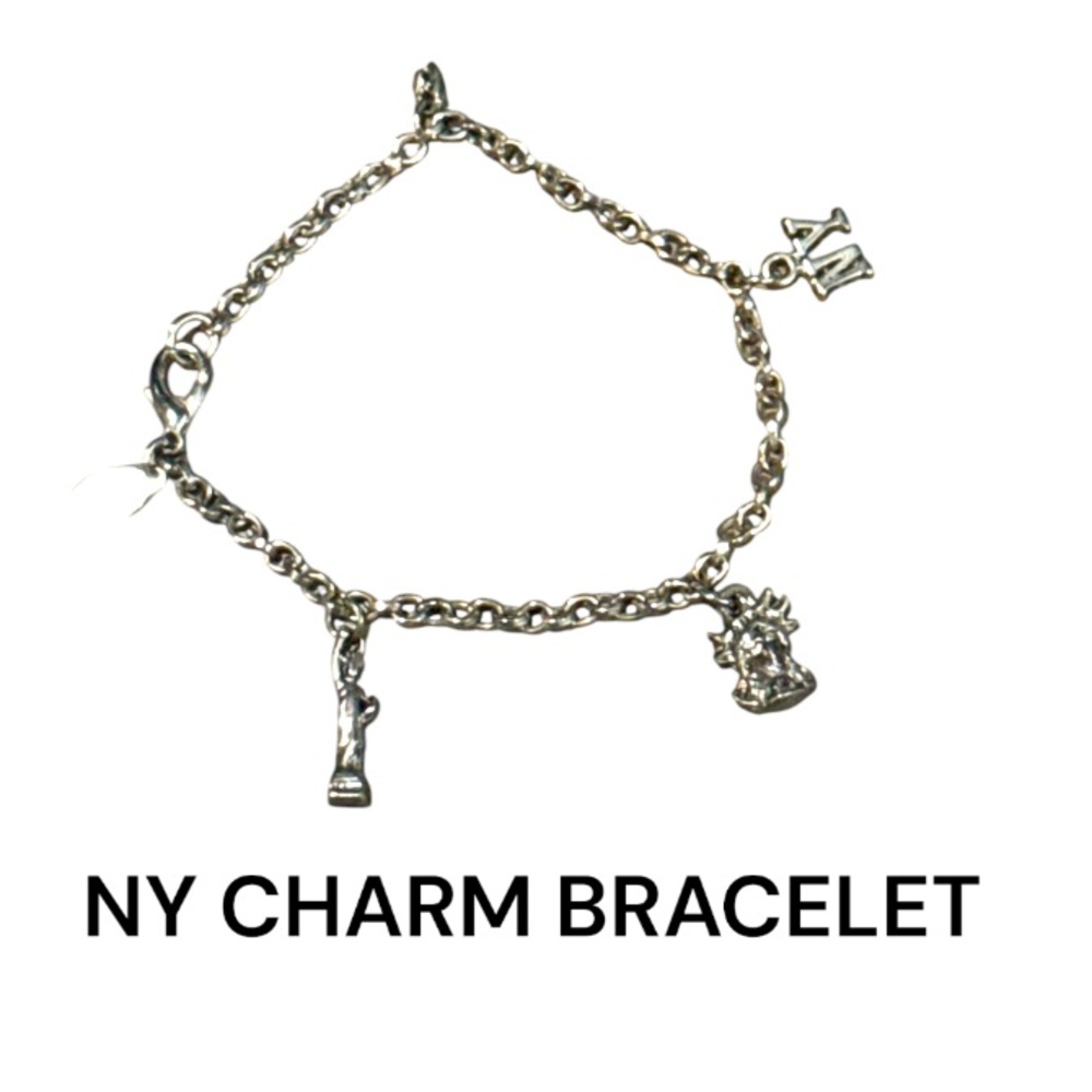 Cool Memories vintage Silvertone metal New York City charm bracelet